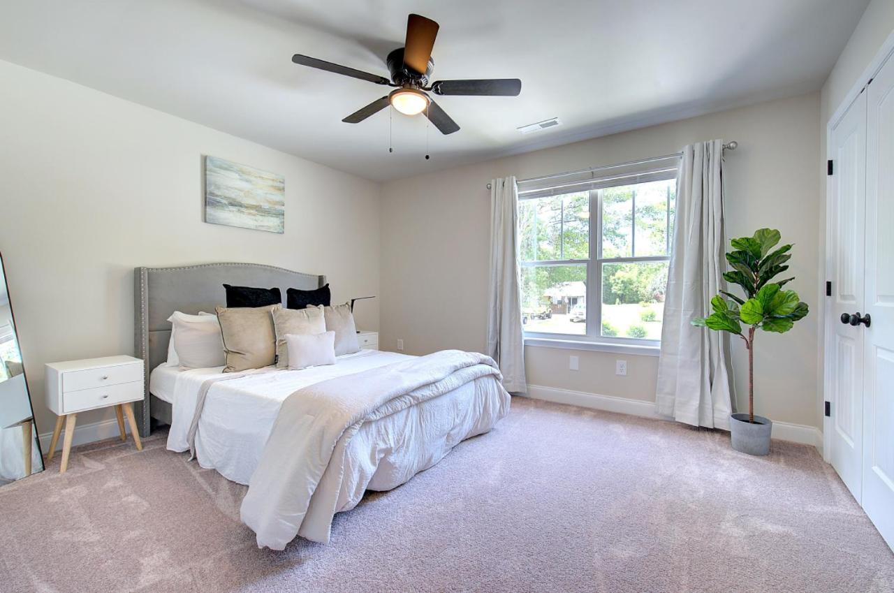 Location In Taylors, Sc Holiday home *