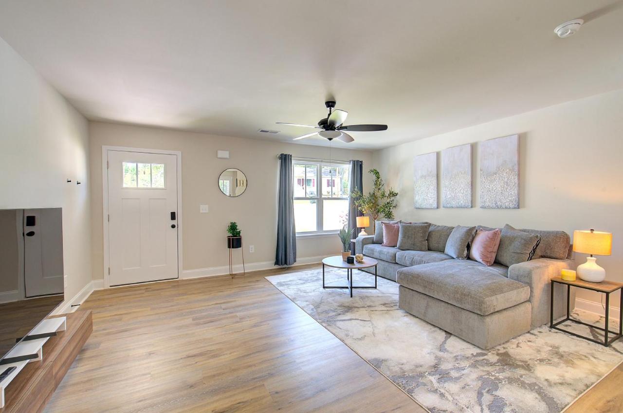Location In Taylors, Sc